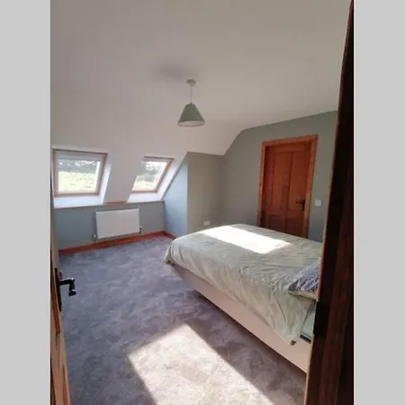 Apartment Self Catering Upstairs At Tradcottage *